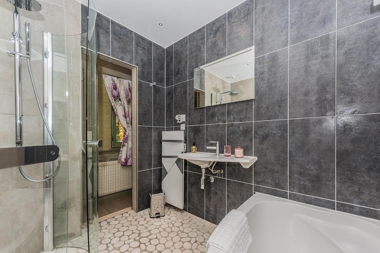 Chambres D'Hotes La Closerie Des Trois Marottes Bed and Breakfast Melun Exteriör bild