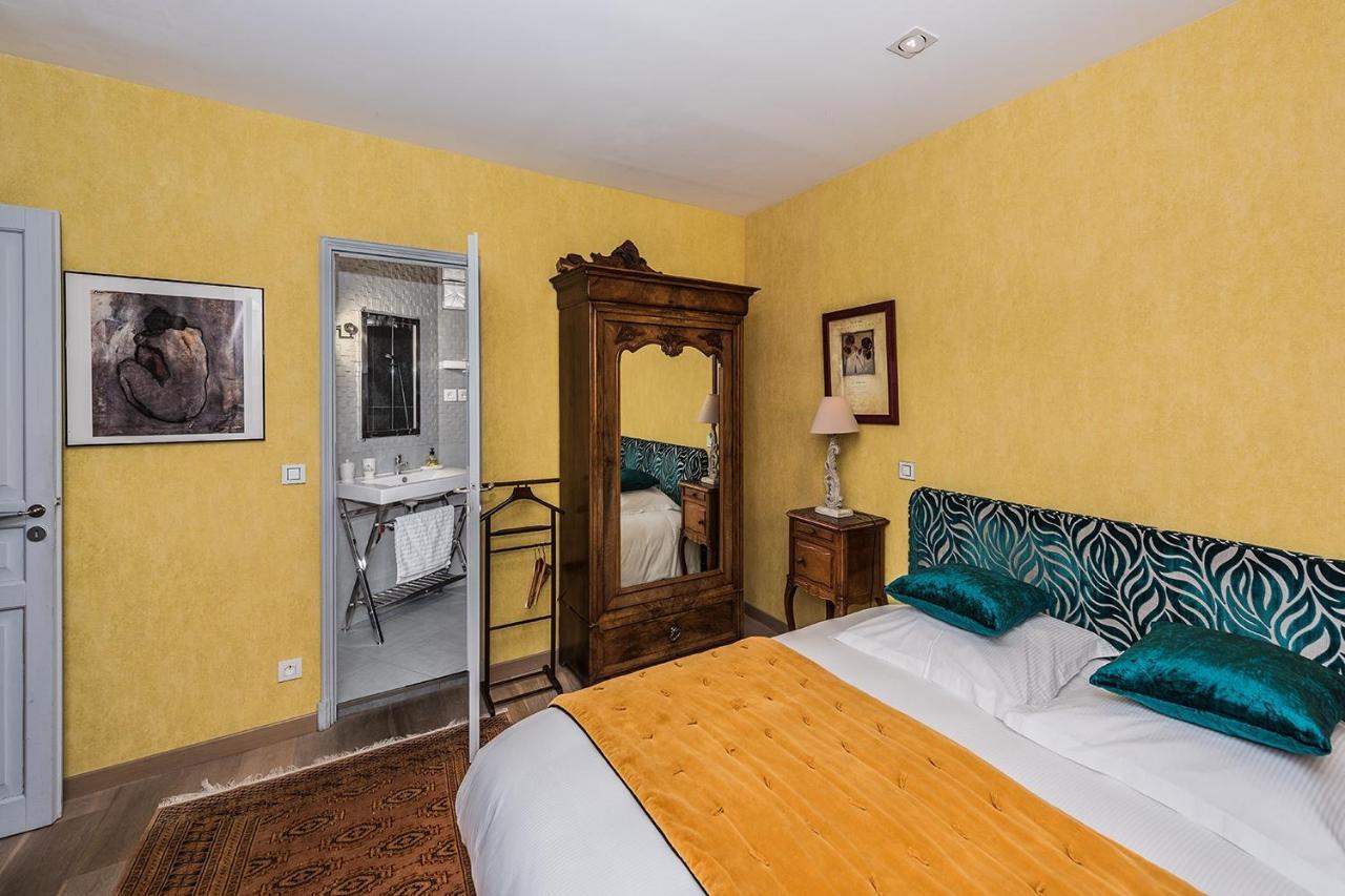 Chambres D'Hotes La Closerie Des Trois Marottes Bed and Breakfast Melun Exteriör bild